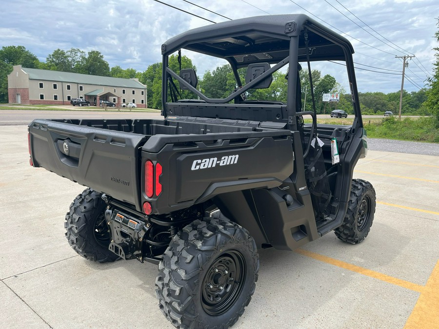 2026 Can-Am Defender HD7