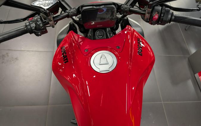 2026 Ducati DIAVEL V4