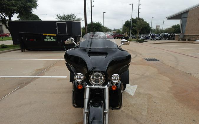 2023 Harley-Davidson Tri Glide Ultra FLHTCUTG