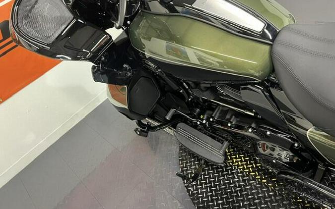 2026 Harley-Davidson Road Glide Limited Olive Steel Metallic / Vivid Black Black Trim