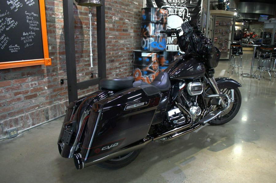 2020 Harley-Davidson CVO Street Glide Black Stardust Fade