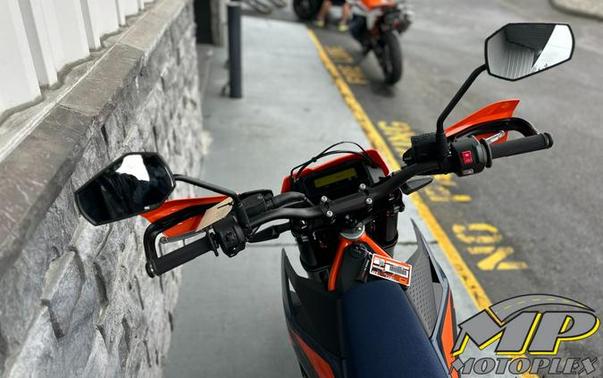 2026 KTM 690 SMC R