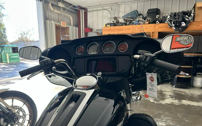 2024 Harley-Davidson Tri Glide® Ultra