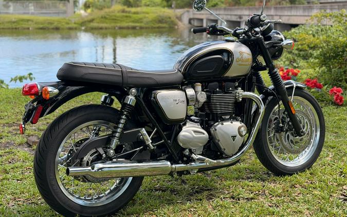2025 Triumph Bonneville T120