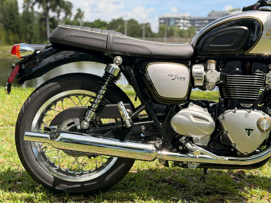 2025 Triumph Bonneville T120