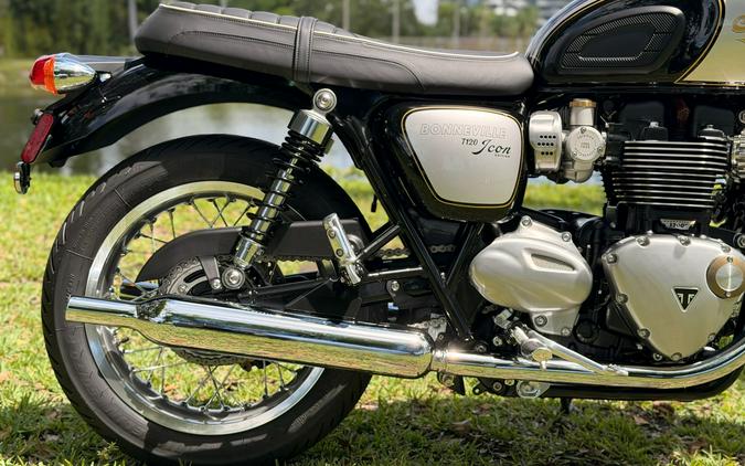 2025 Triumph Bonneville T120