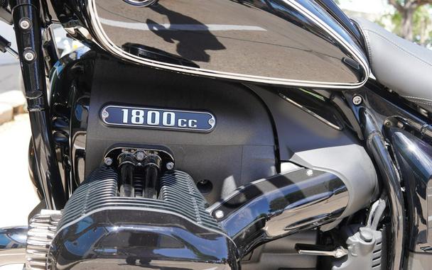 2025 R 18 B