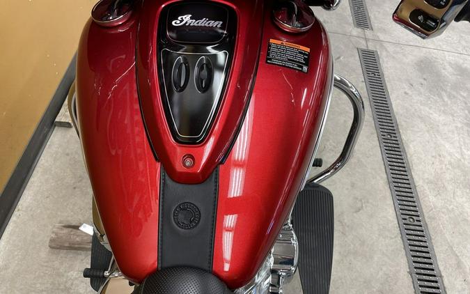 2019 Indian Motorcycle® Chieftain® Limited Ruby Metallic