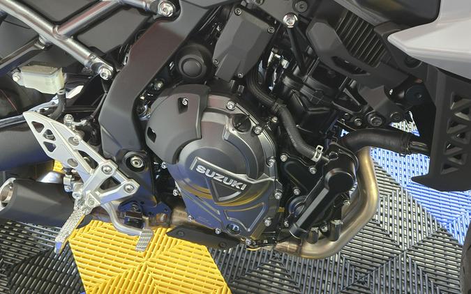 2024 Suzuki GSX-8S