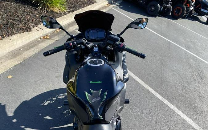 2019 Kawasaki Ninja® 650 ABS Metallic Spark Black