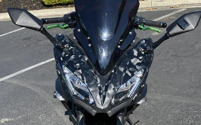 2019 Kawasaki Ninja® 650 ABS Metallic Spark Black