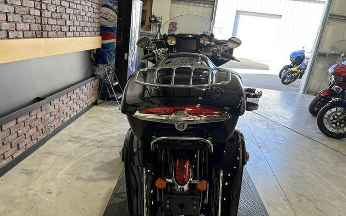 2017 Indian Motorcycle® Roadmaster® Thunder Black