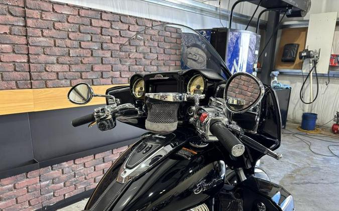 2017 Indian Motorcycle® Roadmaster® Thunder Black