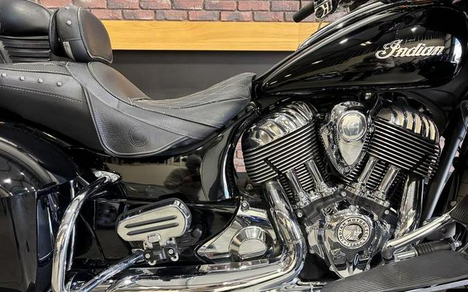 2017 Indian Motorcycle® Roadmaster® Thunder Black