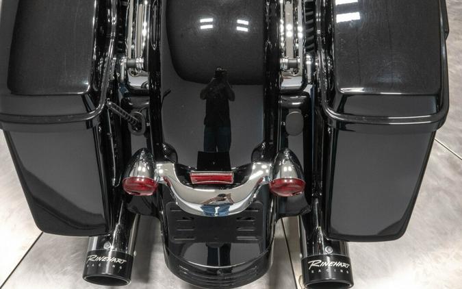 2018 HARLEY-DAVIDSON FLHX STREET GLIDE in Vivid Black