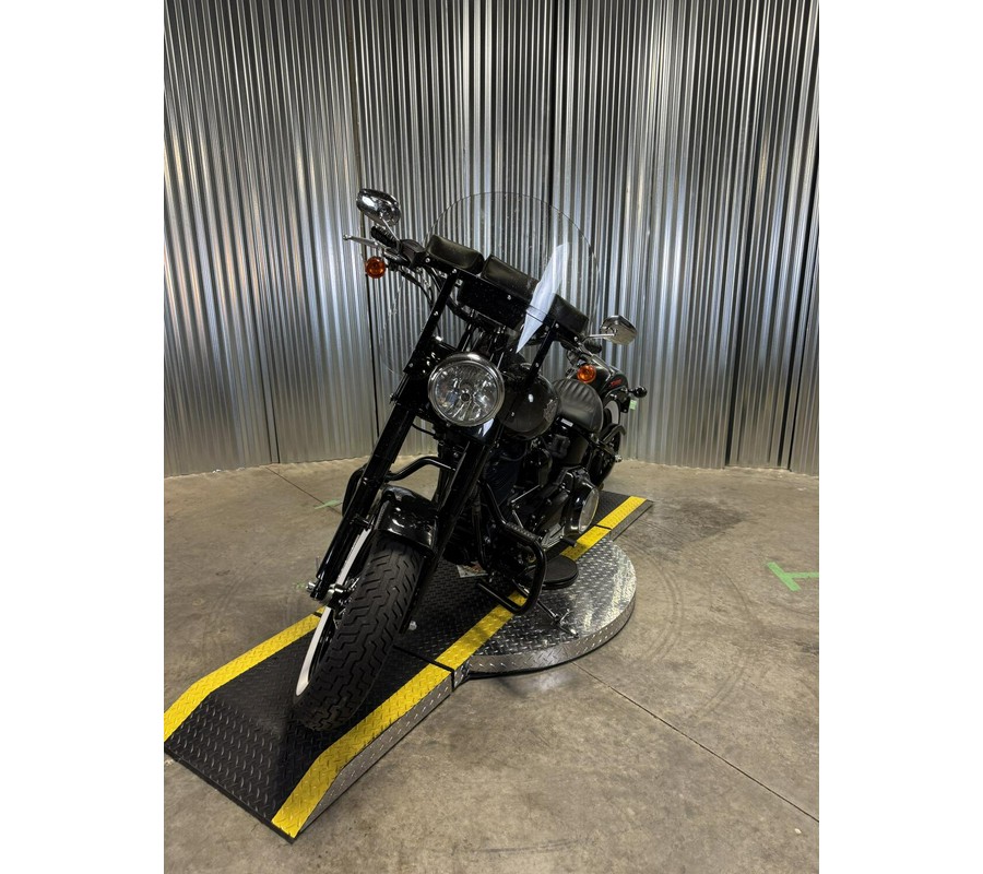 2015 Harley-Davidson Softail Slim Vivid Black
