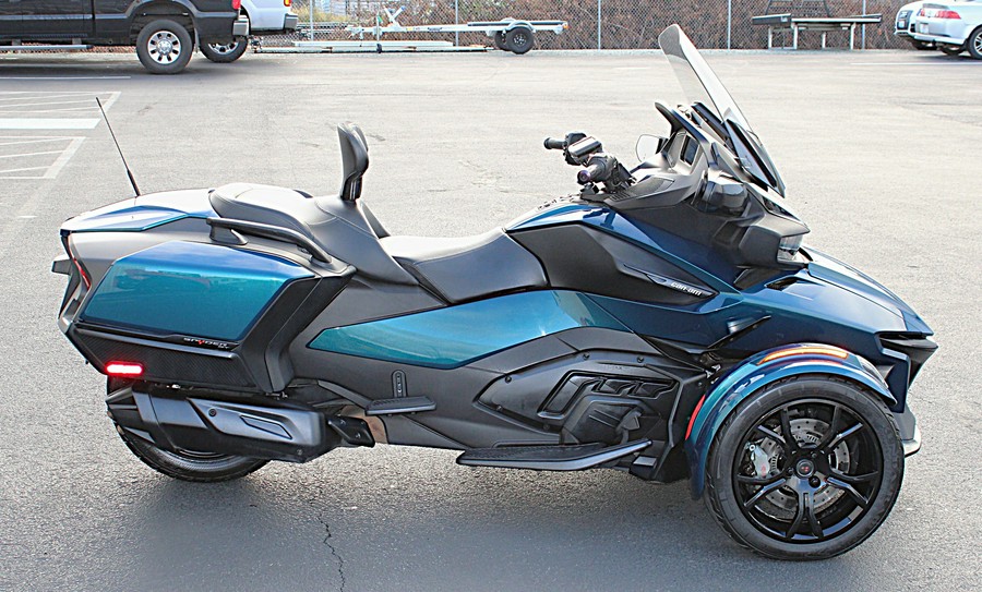 2021 Can-Am Spyder RT