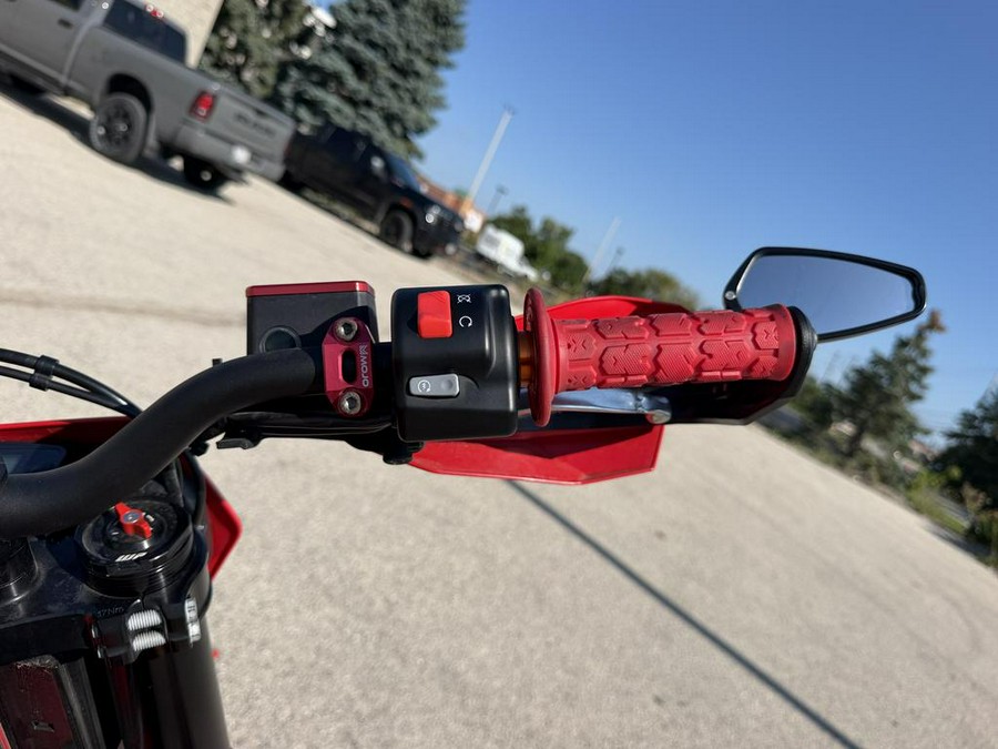 2024 GASGAS SM700