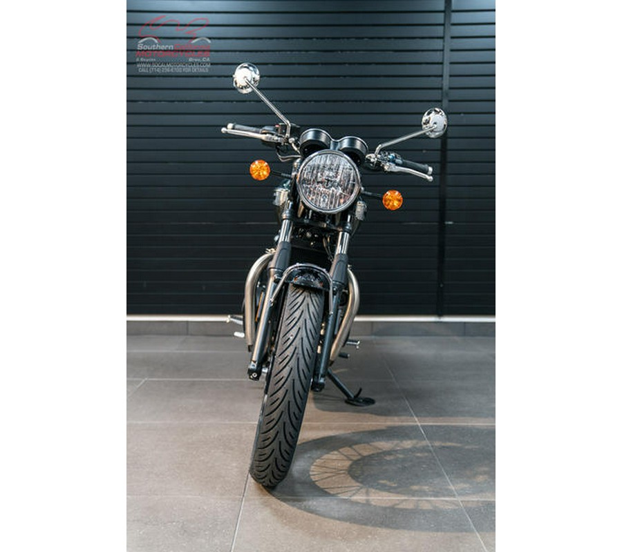 2024 Triumph Bonneville T100 - Competition Green/Ironstone