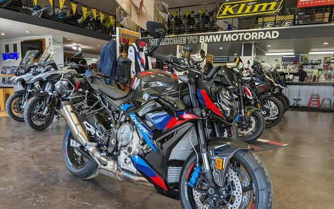 2024 BMW M 1000 R Blackstorm Metallic/M Motorsport