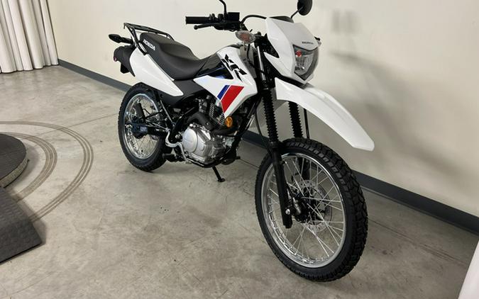 2025 Honda XR 150L (XR150LS)