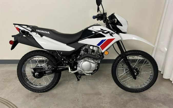 2025 Honda XR 150L (XR150LS)