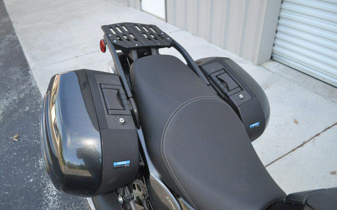 2018 Kawasaki Concours® 14 ABS Metallic Carbon Gray