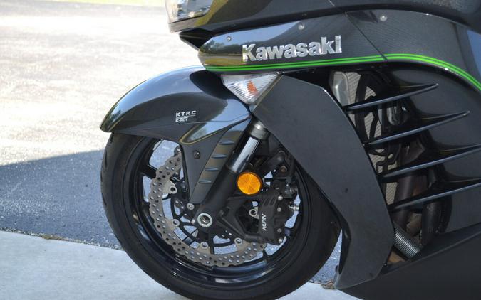 2018 Kawasaki Concours® 14 ABS Metallic Carbon Gray