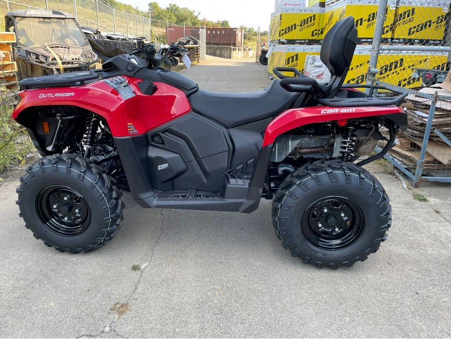 2023 Can-Am Outlander Max DPS 700