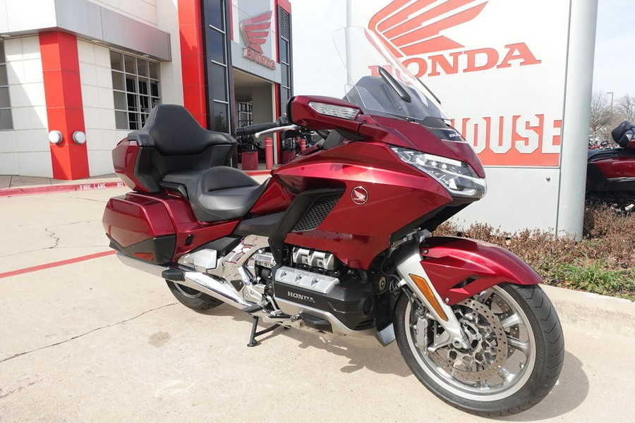 2019 Honda® Gold Wing Tour Automatic DCT Candy Ardent Red