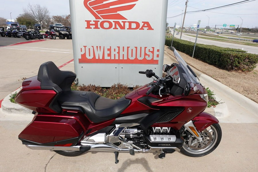 2019 Honda® Gold Wing Tour Automatic DCT Candy Ardent Red