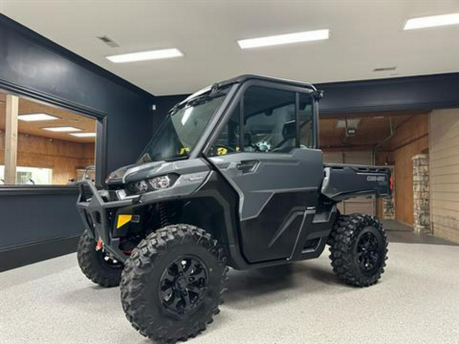 2024 Can-Am Defender Limited