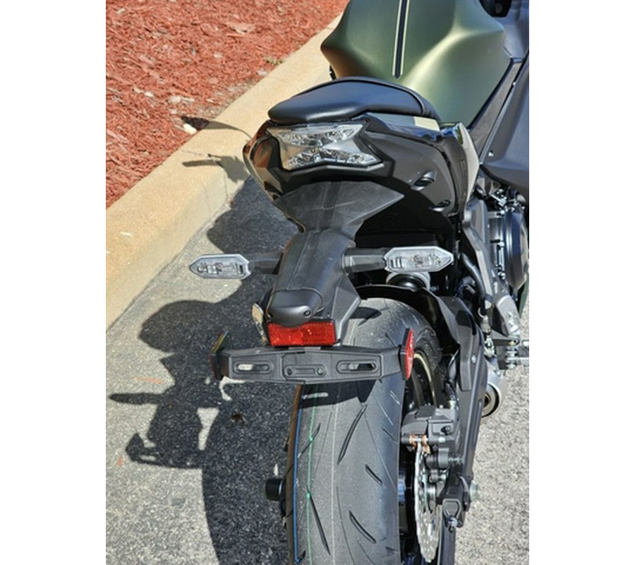 2024 Kawasaki Ninja 650 Metallic Covert Green/Metallic Spark Bl Metallic Matte Dark GrayMetallic Spark