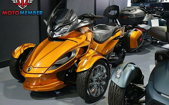 2014 Can-Am Spyder ST Limited SE5