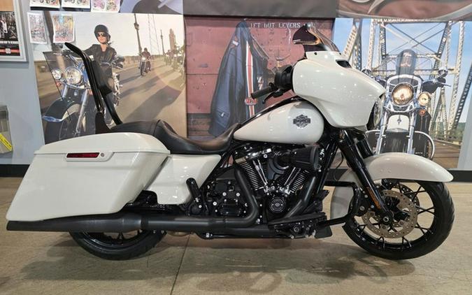 2022 Harley-Davidson FLHXS - Street Glide Special