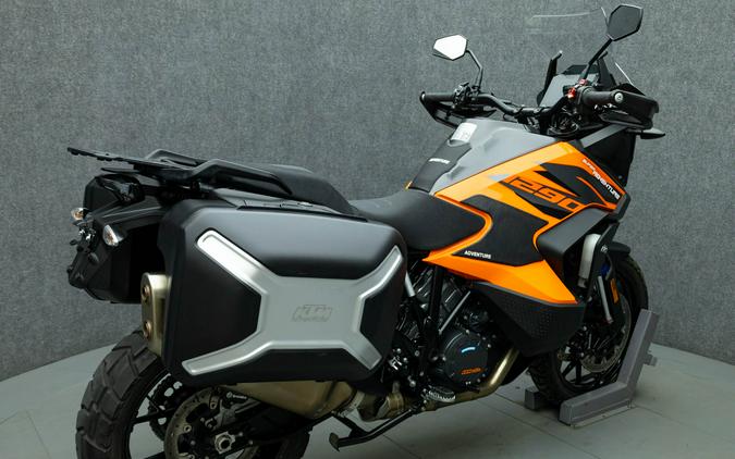 2023 KTM 1290 SUPER ADVENTURE S W/ABS