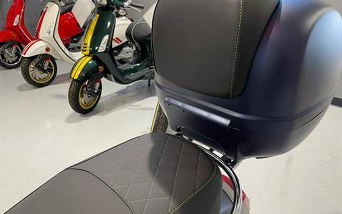 2024 Vespa GTS Super 300 Tech