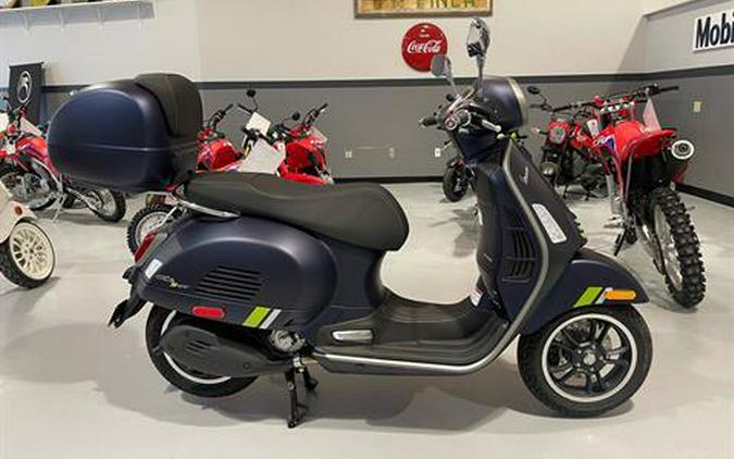 2024 Vespa GTS Super 300 Tech