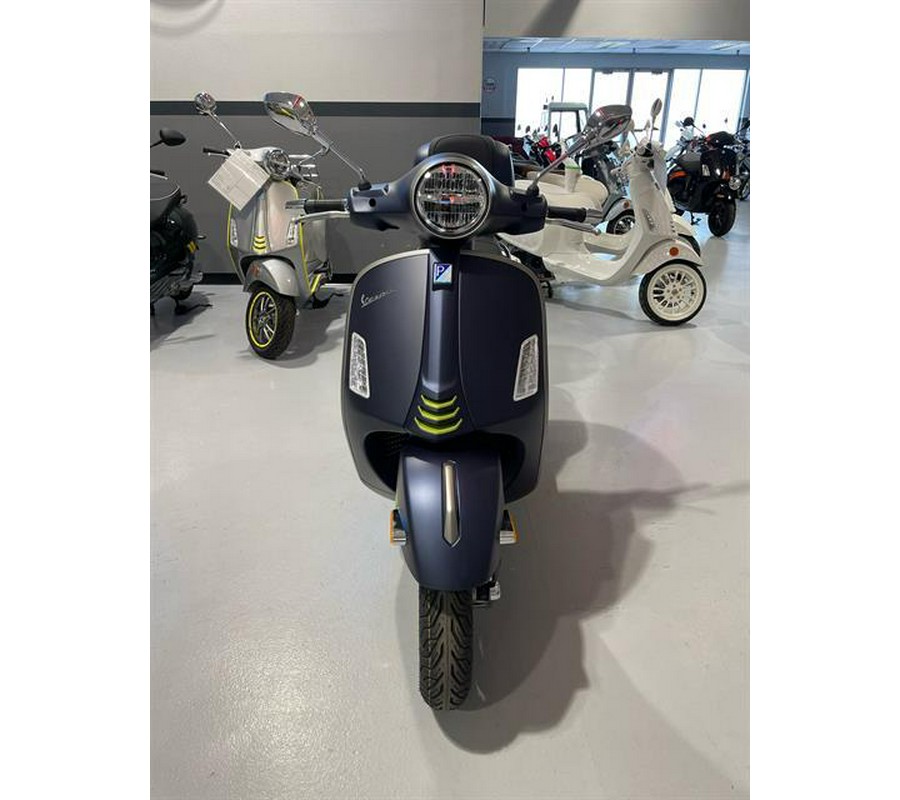 2024 Vespa GTS Super 300 Tech