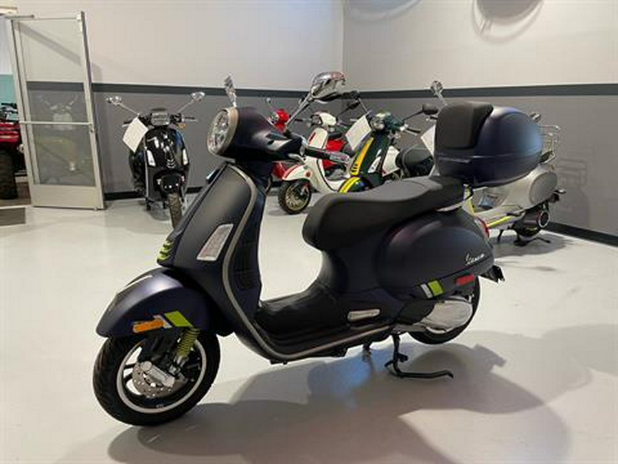 2024 Vespa GTS Super 300 Tech