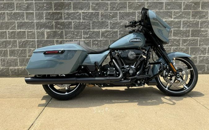 FLHX 2024 Street Glide®