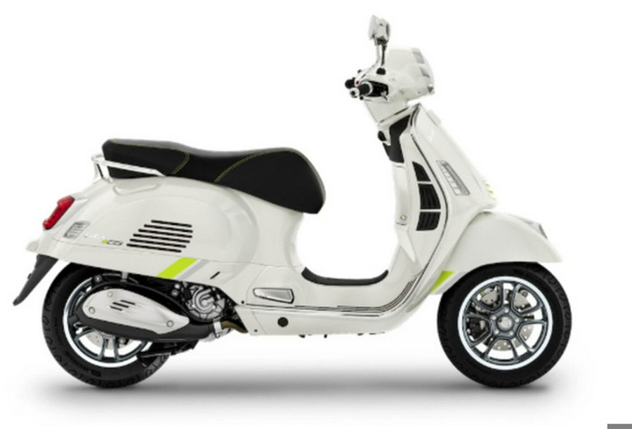 2025 Vespa GTS 300 SUPERSPORT
