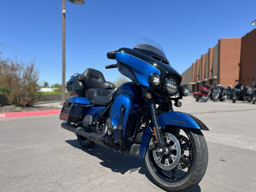 2022 Harley-Davidson® FLHTK Ultra Limited Reef Blue/Vivid Black 661399