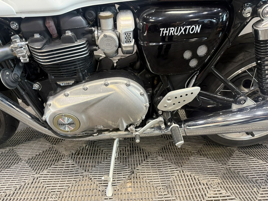 2016 TRIUMPH THRUXTON 1200