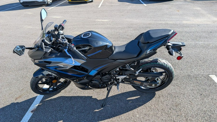 2025 Kawasaki Ninja 500 ABS