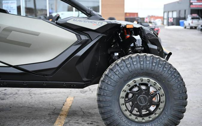 2026 Can-Am® Maverick R MAX X rc With Smart-Shox