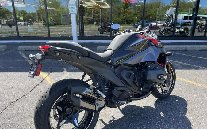 New 2026 BMW R 1300 R