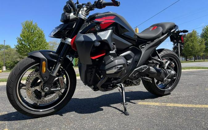 New 2026 BMW R 1300 R