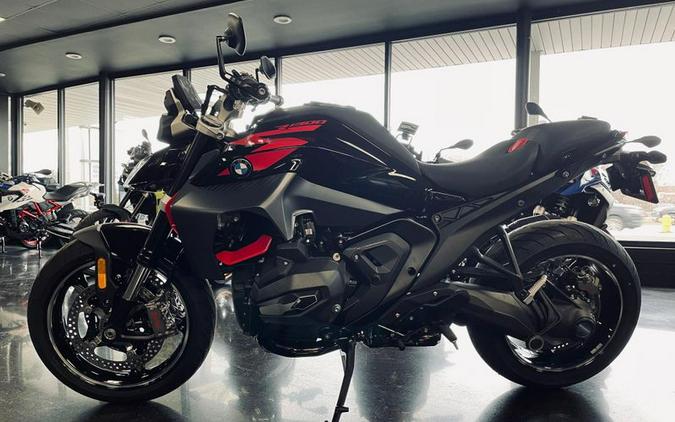 New 2026 BMW R 1300 R