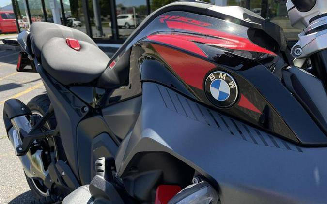 New 2026 BMW R 1300 R